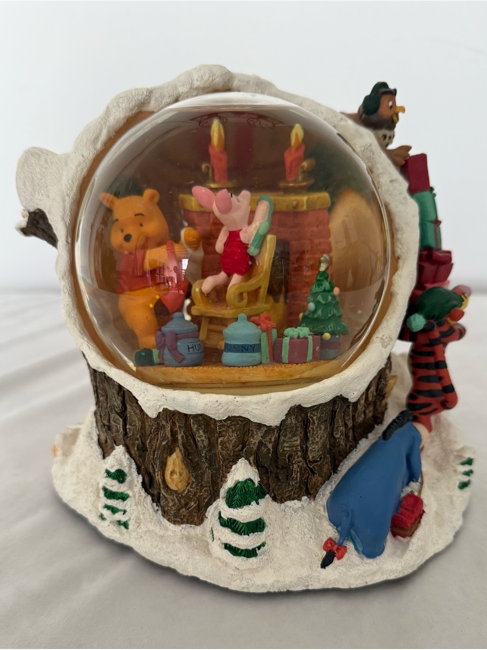 Disney Winnie the Pooh Holiday Snow Globe - Yellow, Pink, Red, Green, Brown